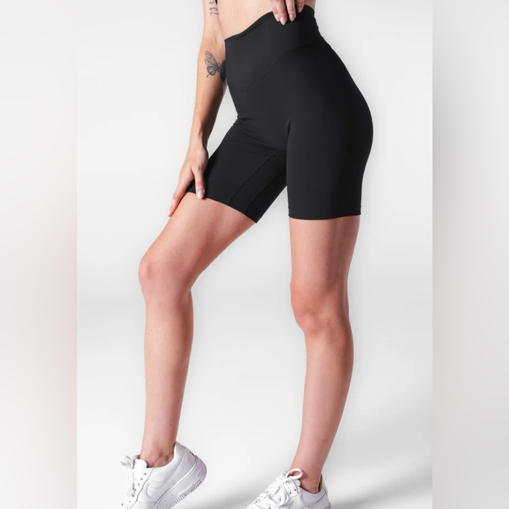 Vitality Biker Shorts